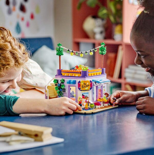 LEGO Friends väliköök 41747 - Image 4