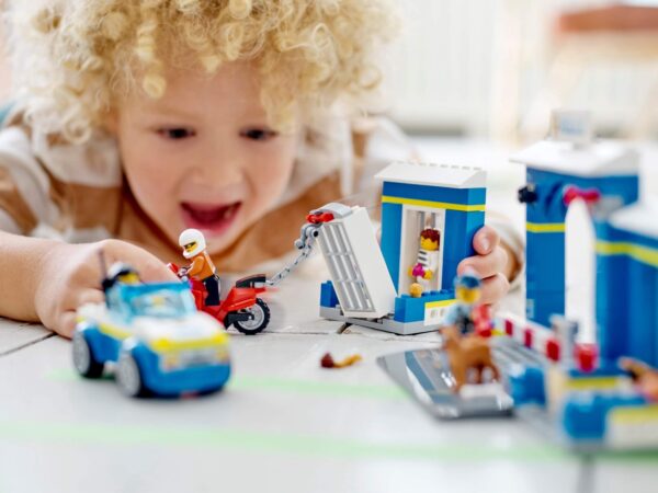 LEGO City politsei komplekt 60370 - Image 4