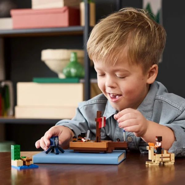 Lego Minecraft piraadilaev