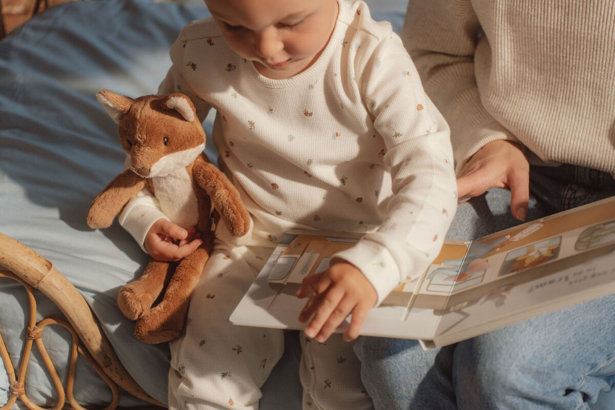 Little Dutch pehme pikkade jalgadega rebase kaisukas