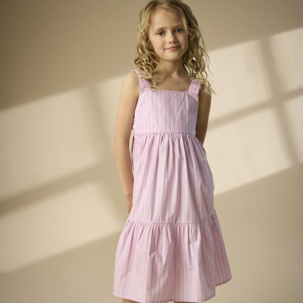 Creamie tüdrukute roosa triibuline õlapaeltega kleit