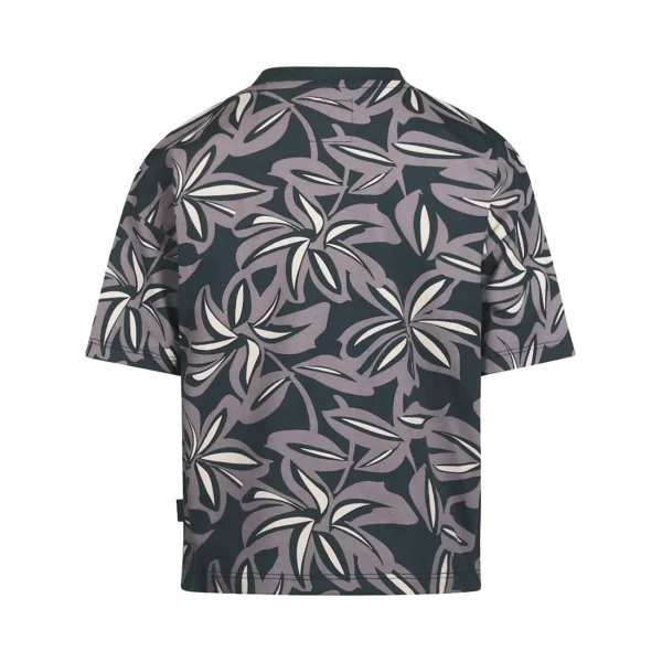 Poiste musta värvi t-särk mustriga