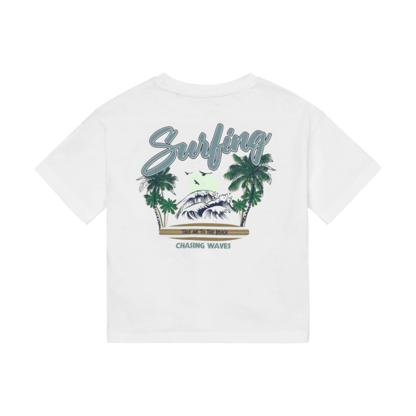 laste valge surfamise pildiga t-särk